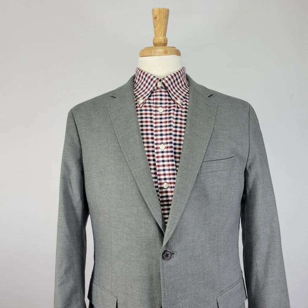Banana Republic Men's Sport Coat Blazer Two Button Gray Cotton‎ Tailored Fit 44R